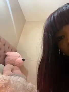 Snapshot of ItsLeyaa chatting on 7, 3, 2025 ItsLeyaa online show from 7, 3, 2025