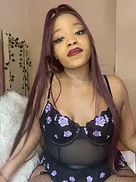 Snapshot of ItsLeyaa chatting on 9, 10, 2025 ItsLeyaa online show from 9, 10, 2025