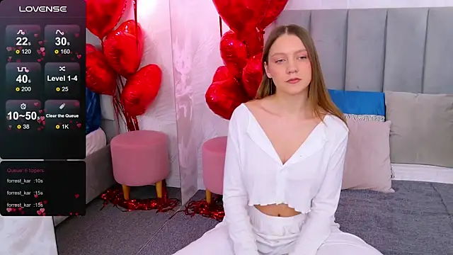 Snapshot of AliceBrayan chatting on 18, 2, 2025 AliceBrayan online show from 18, 2, 2025