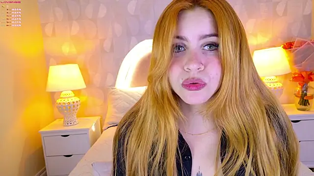 Snapshot of april_rousse chatting on 15, 2, 2025 april rousse online show from 15, 2, 2025