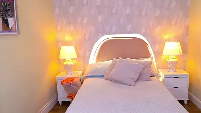 Snapshot of april_rousse chatting on 20, 2, 2025 april rousse online show from 20, 2, 2025