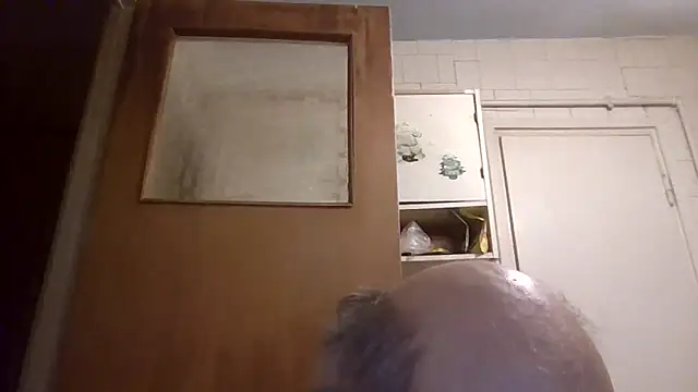 mariusica1xh online show from 15, 4, 2026