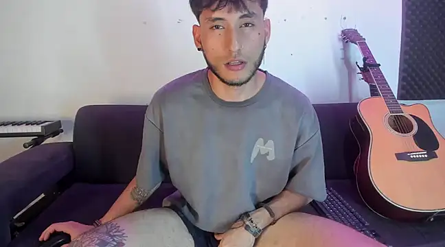 Snapshot of Henrikk_senn chatting on 22, 12, 2024 Henrikk senn online show from 22, 12, 2024