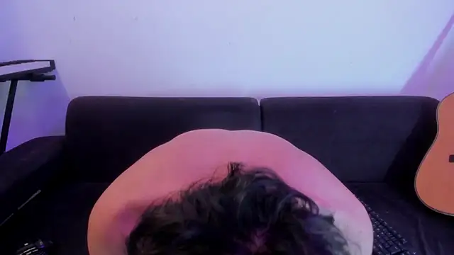 Henrikk senn online show from 8, 3, 2026