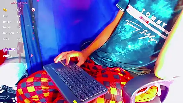 nicol gill  online show from 16, 12, 2024