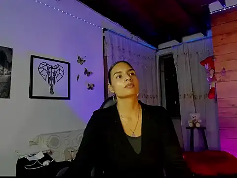 Snapshot of mykaelahoney chatting on 14, 2, 2026 mykaelahoney online show from 14, 2, 2026