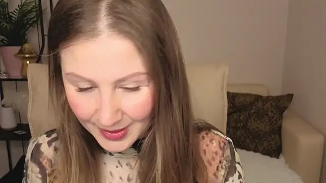 Snapshot of Helens_love chatting on 21, 5, 2026 Helens love online show from 21, 5, 2026