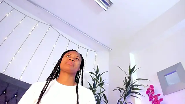Snapshot of ebony_hot1 chatting on 11, 12, 2024 ebony hot1 online show from 11, 12, 2024
