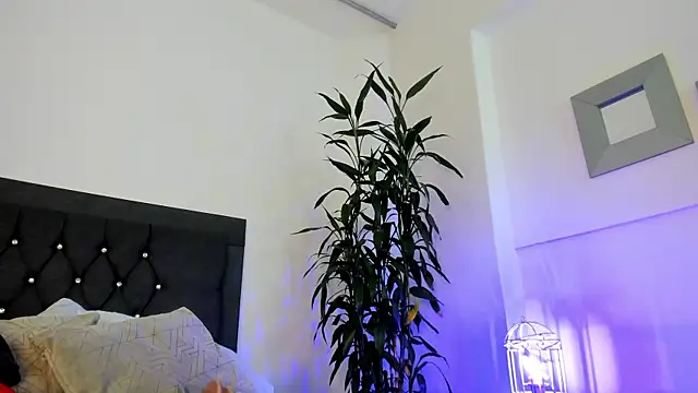 Snapshot of ebony_hot1 chatting on 17, 1, 2025 ebony hot1 online show from 17, 1, 2025