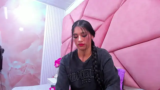 Snapshot of Mariana_Prin chatting on 8, 5, 2026 Mariana Prin online show from 8, 5, 2026
