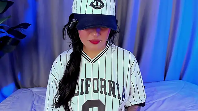 Snapshot of EviePhoenix chatting on 26, 6, 2026 EviePhoenix online show from 26, 6, 2026