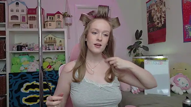 Daisy Dollxo online show from 28, 4, 2026