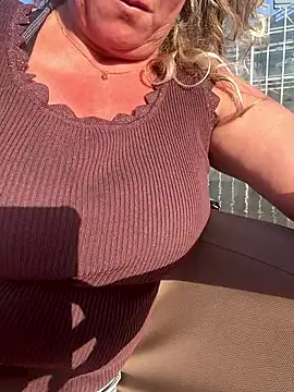 JenniLowen online show from 26, 5, 2026