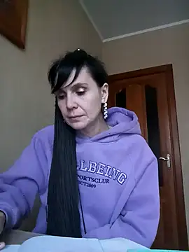 Francenia lolis online show from 5, 2, 2025