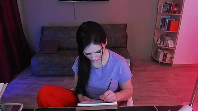 Lora Cain online show from 11, 3, 2026