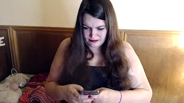 evabella  online show from 15, 3, 2025