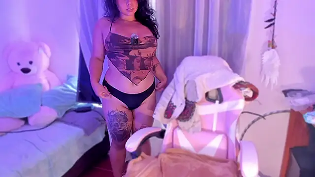 kiki cavilll online show from 24, 6, 2026