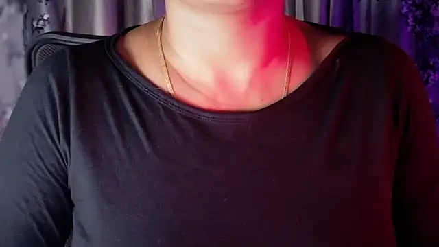 Snapshot of SexyAndHottie chatting on 22, 2, 2026 SexyAndHottie online show from 22, 2, 2026