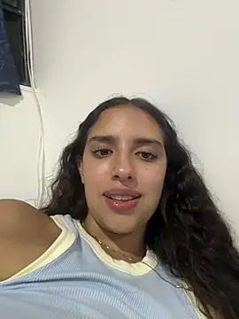 Snapshot of paulette_dupont chatting on 16, 7, 2026 paulette dupont online show from 16, 7, 2026