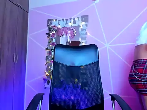  ALLYSON18  online show from 15, 1, 2026