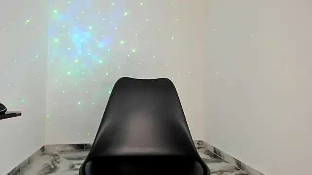 Snapshot of mikee_scooth chatting on 20, 2, 2026 mikee scooth online show from 20, 2, 2026