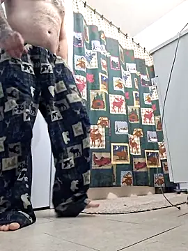 PNTlooker256 online show from 9, 2, 2026