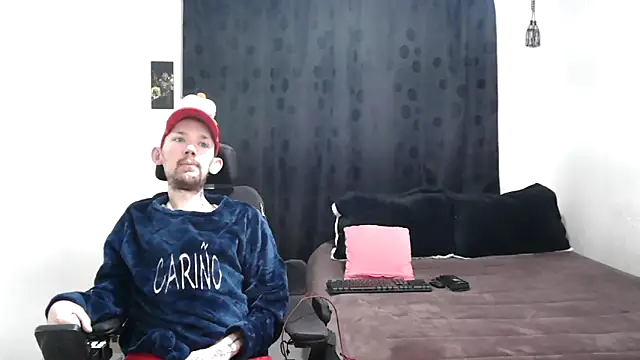 Sophia and Thomas online show from 22, 12, 2024