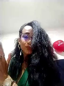 Snapshot of SamaraMartinez chatting on 19, 2, 2025 SamaraMartinez online show from 19, 2, 2025