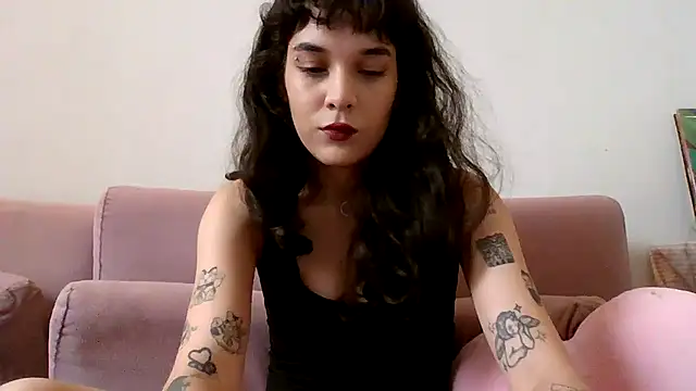 kimmykink online show from 23, 2, 2026