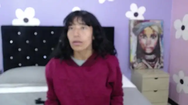 Snapshot of karolinee_66_ chatting on 4, 2, 2026 karolinee 66 online show from 4, 2, 2026