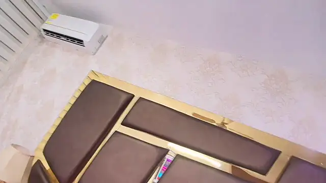 ZoehRoux online show from 28, 1, 2025