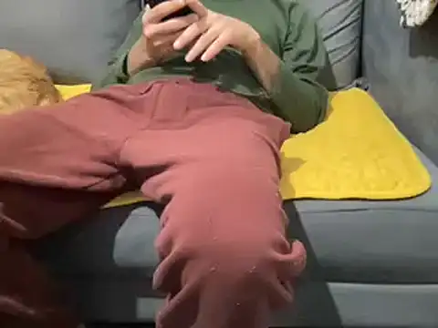 4small4inchlol online show from 2, 2, 2025