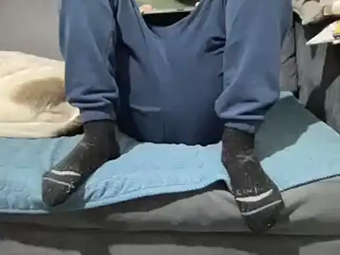 4small4inchlol online show from 9, 3, 2025