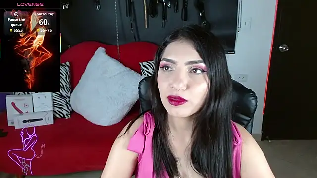 Carolaine69  online show from 15, 11, 2025