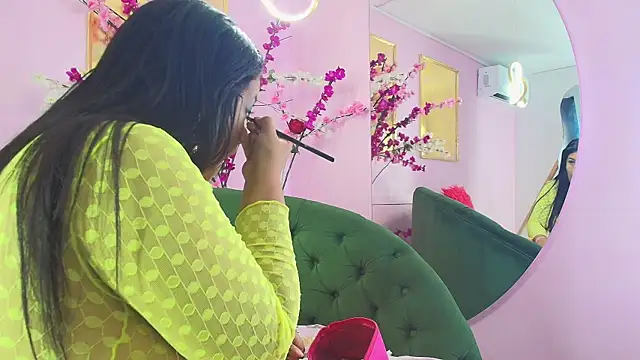 almendraevans online show from 14, 11, 2025