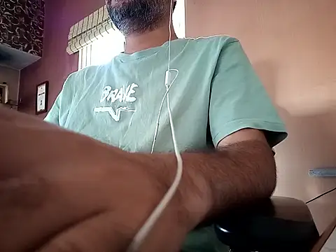 Snapshot of daddy_indian chatting on 8, 6, 2026 daddy indian online show from 8, 6, 2026