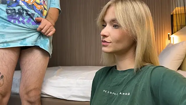 Snapshot of Adelovenick chatting on 23, 9, 2025 Adelovenick online show from 23, 9, 2025