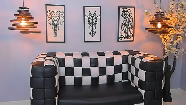 SARAFOXX  online show from 5, 12, 2024