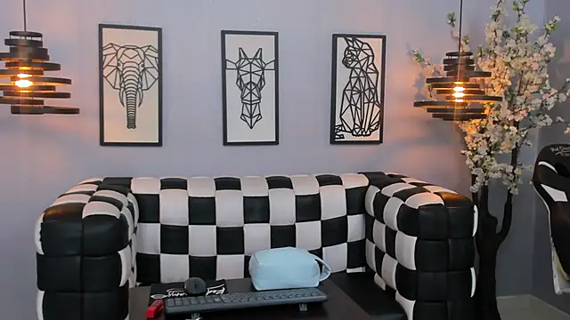 SARAFOXX  online show from 18, 12, 2024