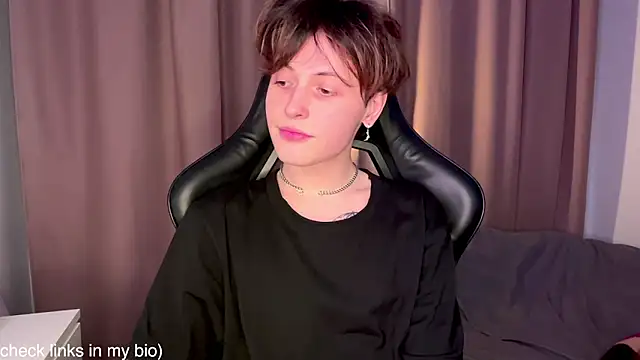 Snapshot of princeofsuccubs chatting on 16, 1, 2025 princeofsuccubs online show from 16, 1, 2025