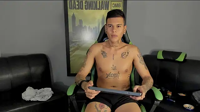 jamesinked  online show from 28, 12, 2024