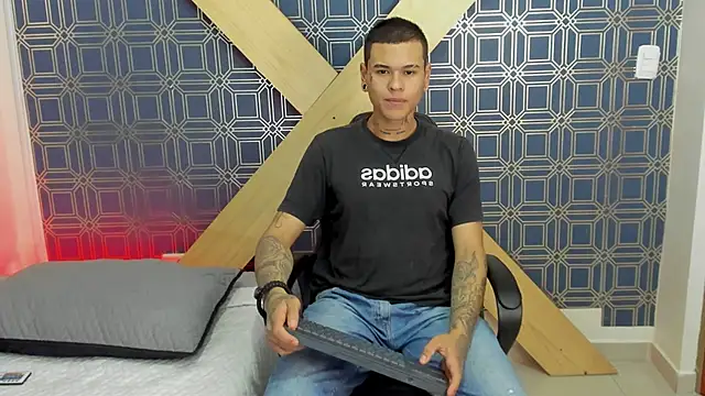 jamesinked  online show from 7, 1, 2025
