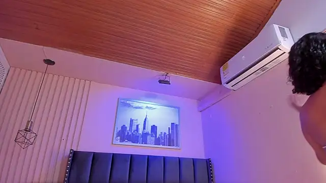 viiolett lee online show from 22, 3, 2025