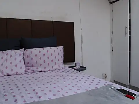 Sweet nicole98 online show from 11, 4, 2026