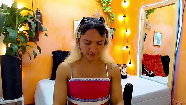 Snapshot of aslyhernandez_7 chatting on 4, 1, 2025 aslyhernandez 7 online show from 4, 1, 2025