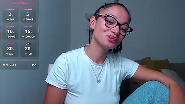 Snapshot of BabySerene chatting on 6, 10, 2025 BabySerene online show from 6, 10, 2025