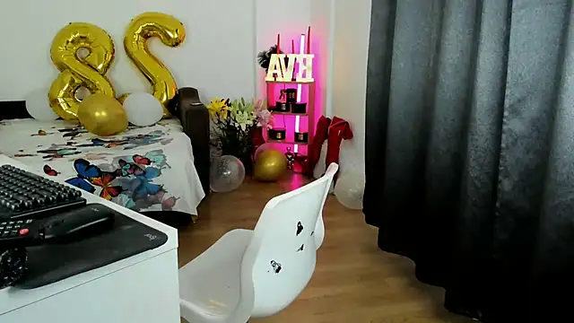 Snapshot of EvelynLexy chatting on 29, 6, 2026 EvelynLexy online show from 29, 6, 2026
