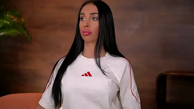 KairaAndrews online show from 27, 3, 2026