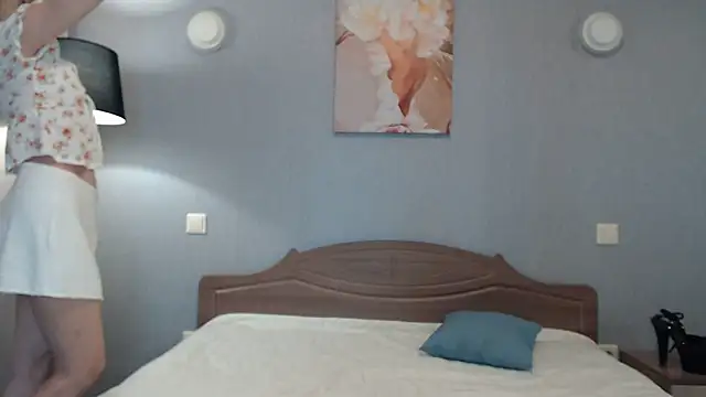 Snapshot of AvelinaLeoni chatting on 8, 2, 2025 AvelinaLeoni online show from 8, 2, 2025