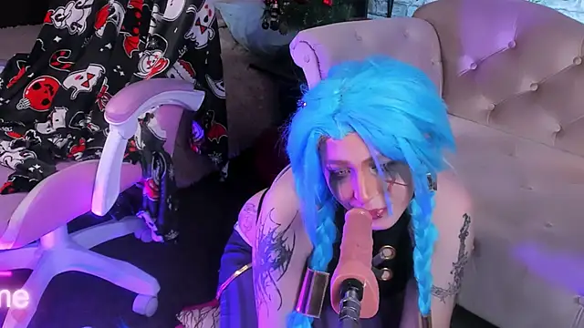 Snapshot of Alex_Howell chatting on 10, 1, 2025 Alex Howell online show from 10, 1, 2025